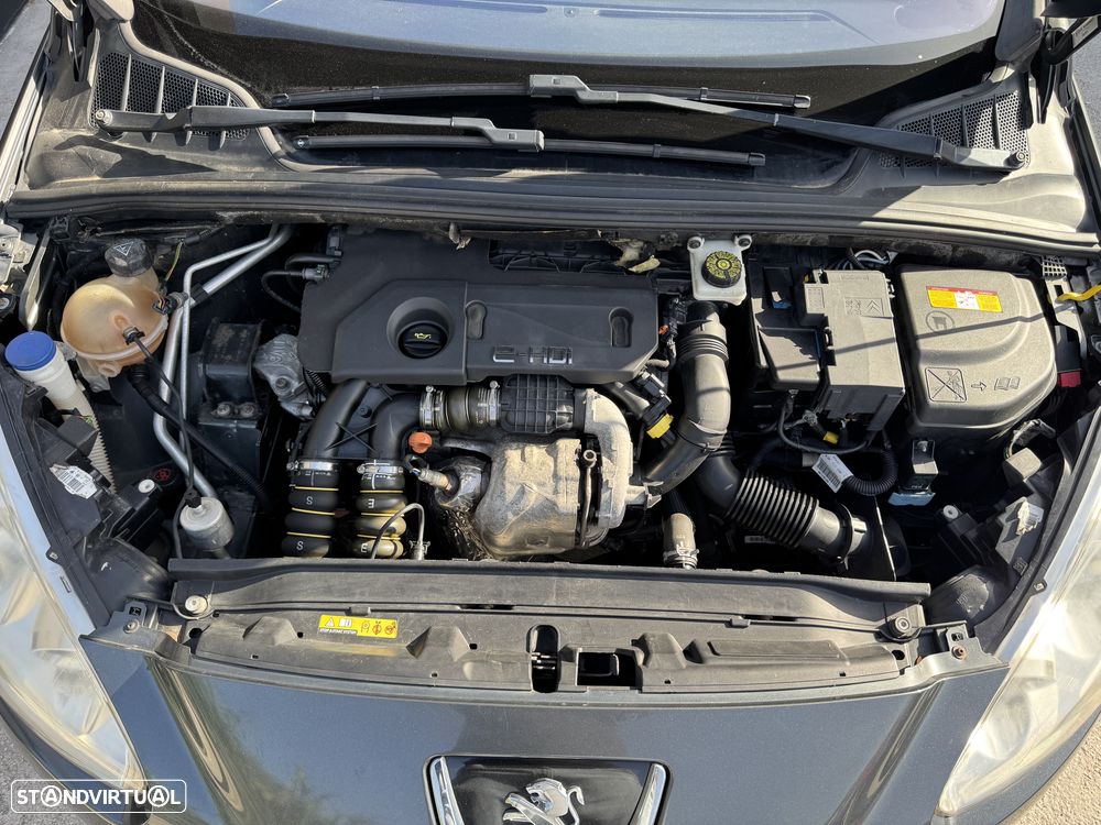 Peugeot 308 SW - 16