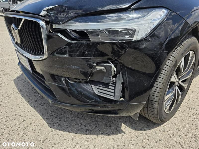 Volvo XC 60 B4 D AWD Essential - 17