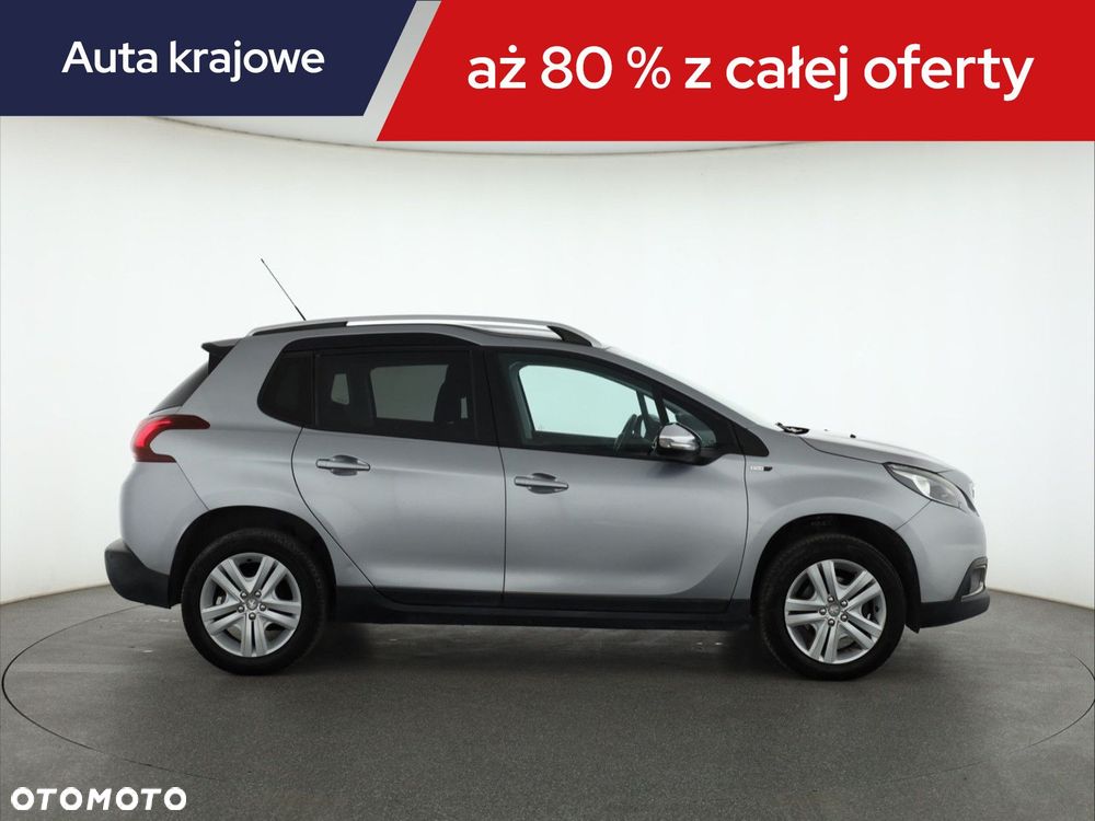Peugeot 2008 - 8