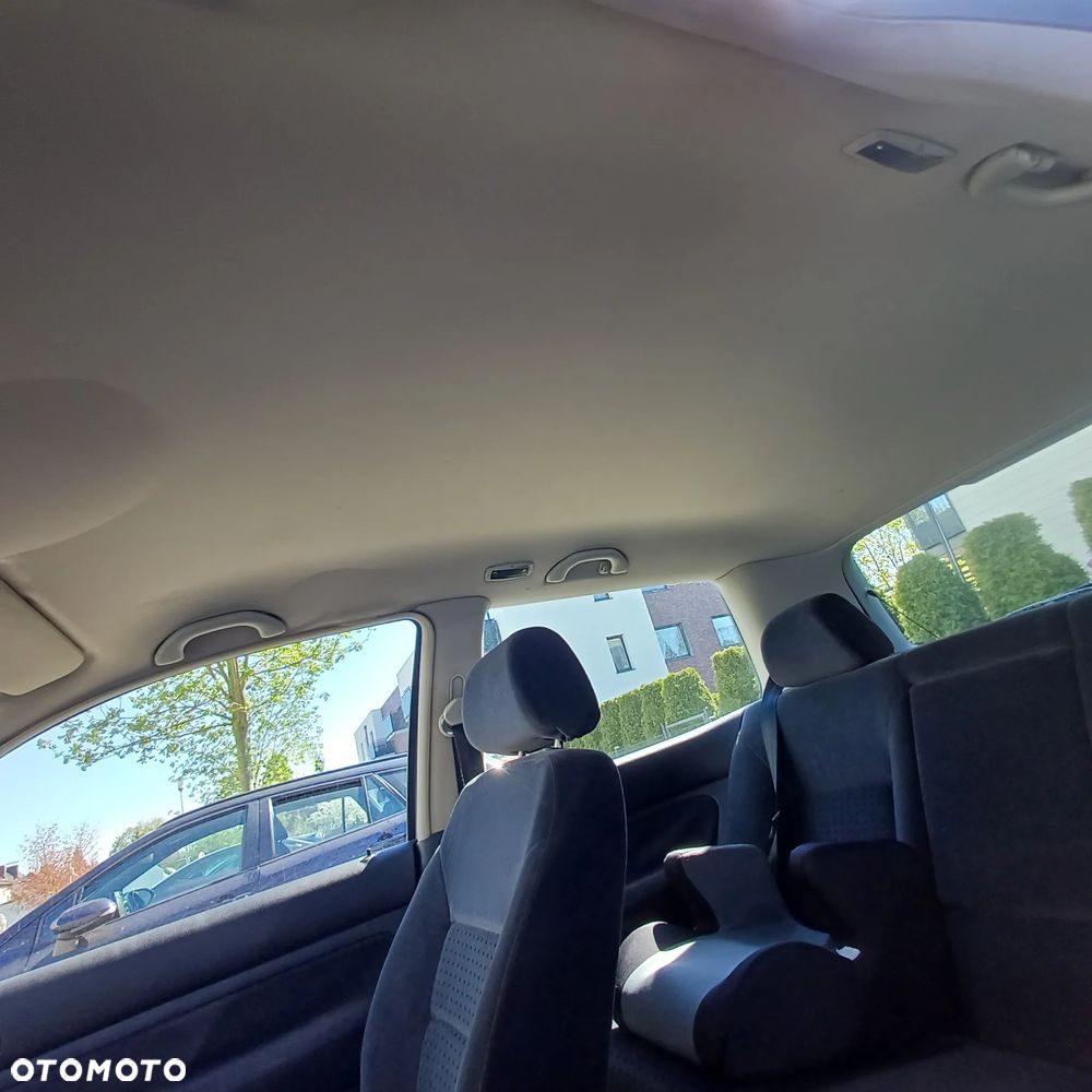 Volkswagen Golf 1.6 - 17