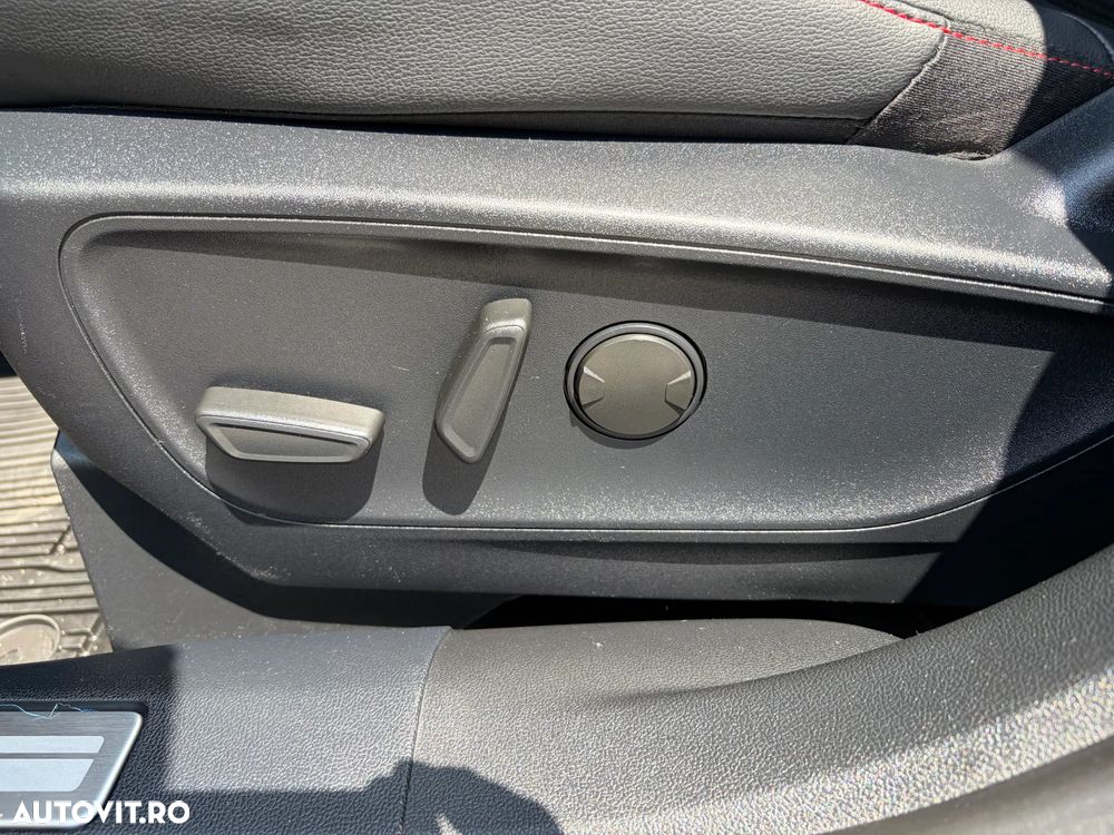 Ford Kuga 2.0 EcoBlue A8 AWD ST Line - 21