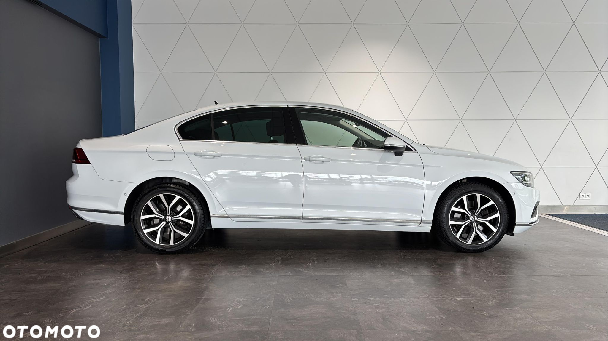 Volkswagen Passat 2.0 TSI Elegance DSG - 6