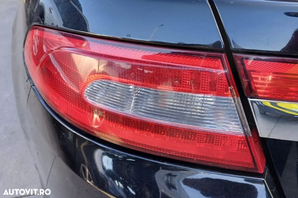 STOP STANGA PE CAROSERIE  JAGUAR XF 2010 - 1