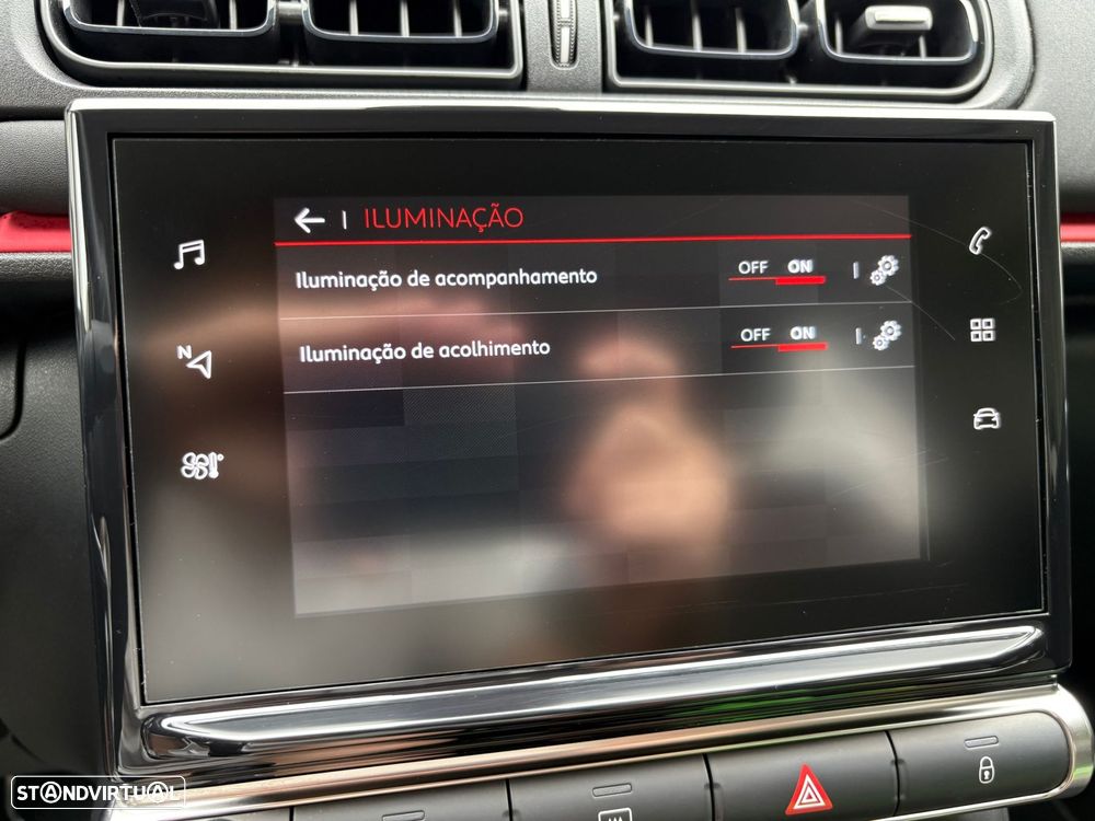 Citroën C3 1.2 PureTech Shine - 33
