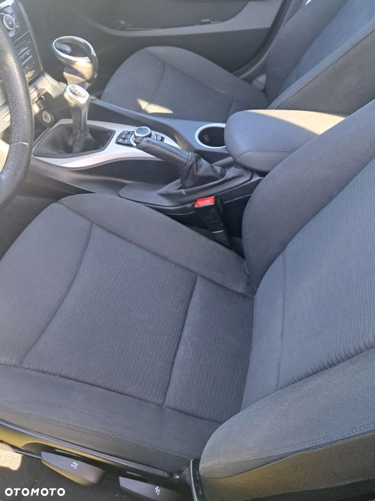 BMW X1 sDrive18i - 9