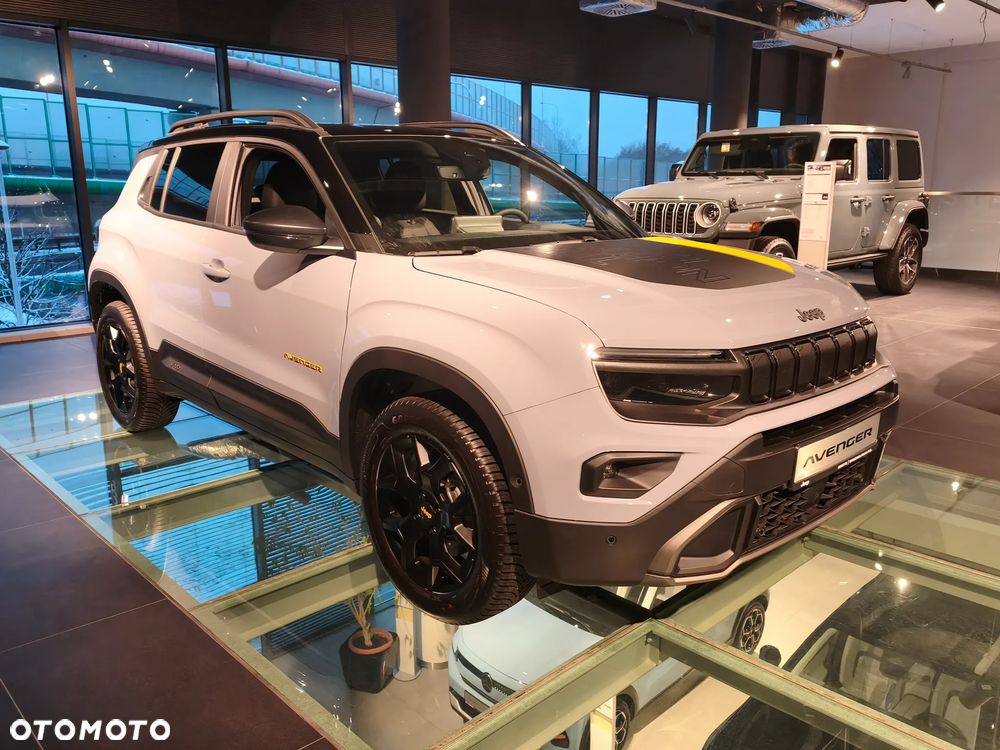 Jeep Avenger 1.2 T3 mHEV The North Face 4xe eDCT6 - 9