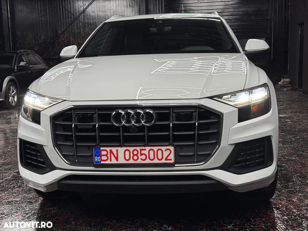 Audi Q8 55 TFSI quattro Tiptronic - 2