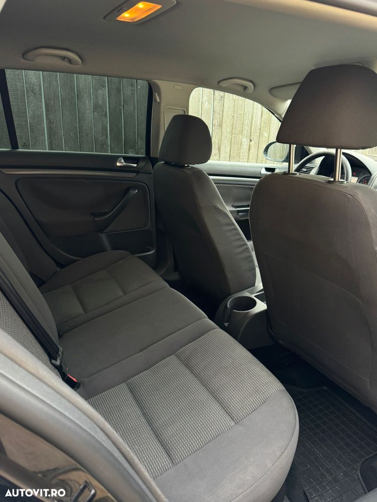 Volkswagen Golf 1.9 TDI DPF Edition - 11