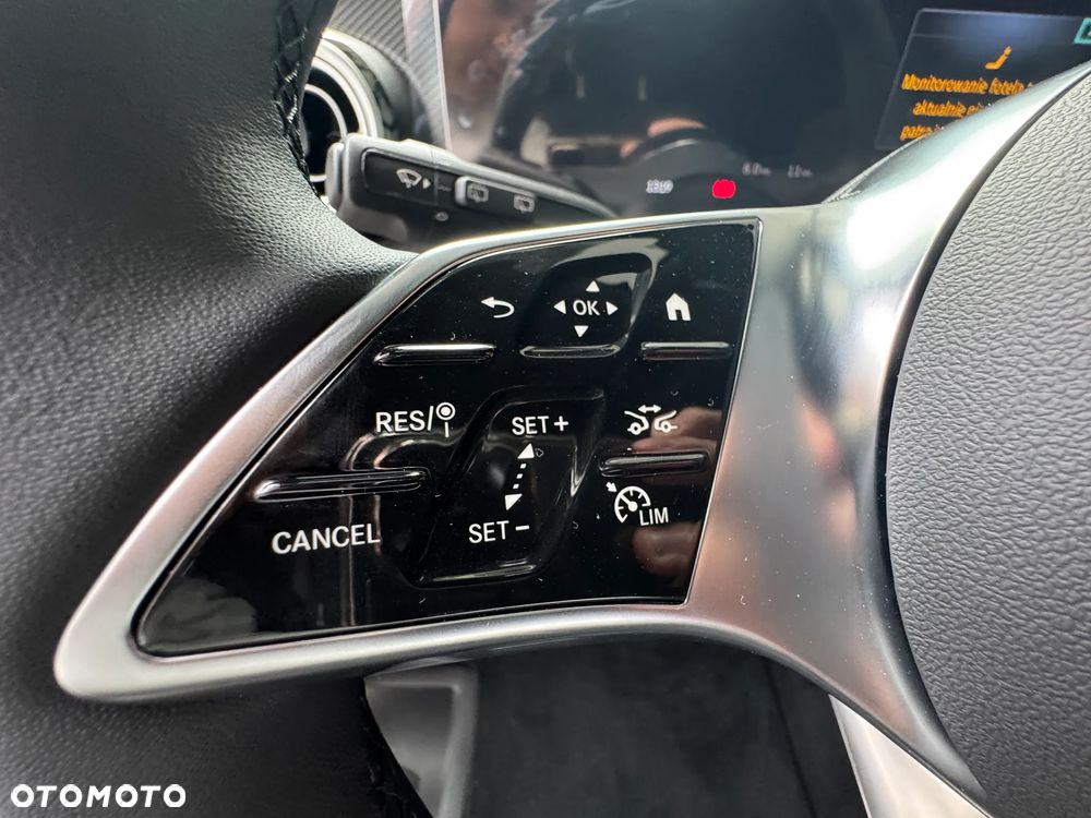 Mercedes-Benz Klasa V 300 d 4-Matic Exclusive 9G-Tronic (d³ugi) - 20