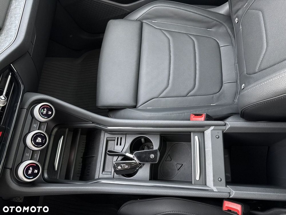 Skoda Kodiaq 1.5 TSI mHEV 4x2 Selection DSG - 30
