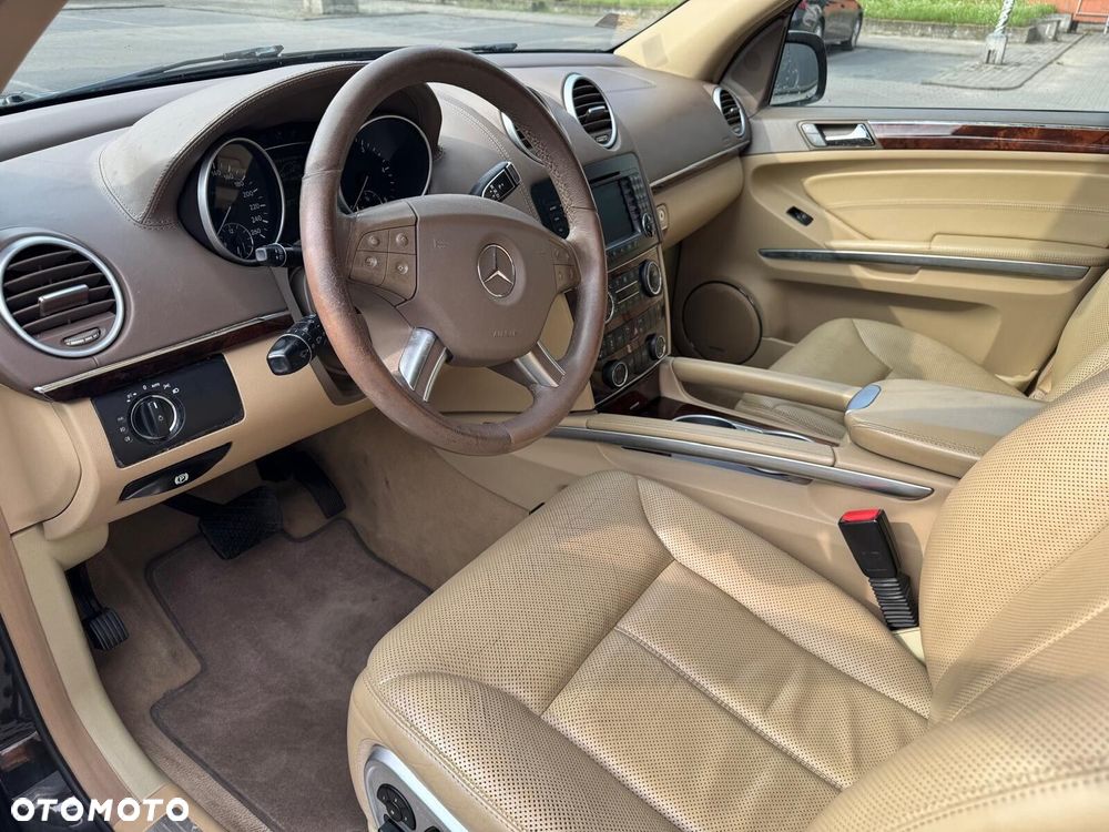 Mercedes-Benz GL 420 CDI - 16