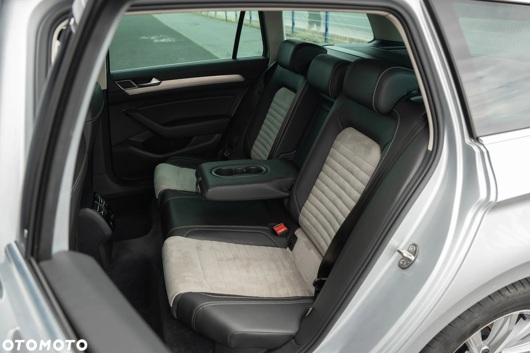 Volkswagen Passat 2.0 TDI BMT Comfortline - 33