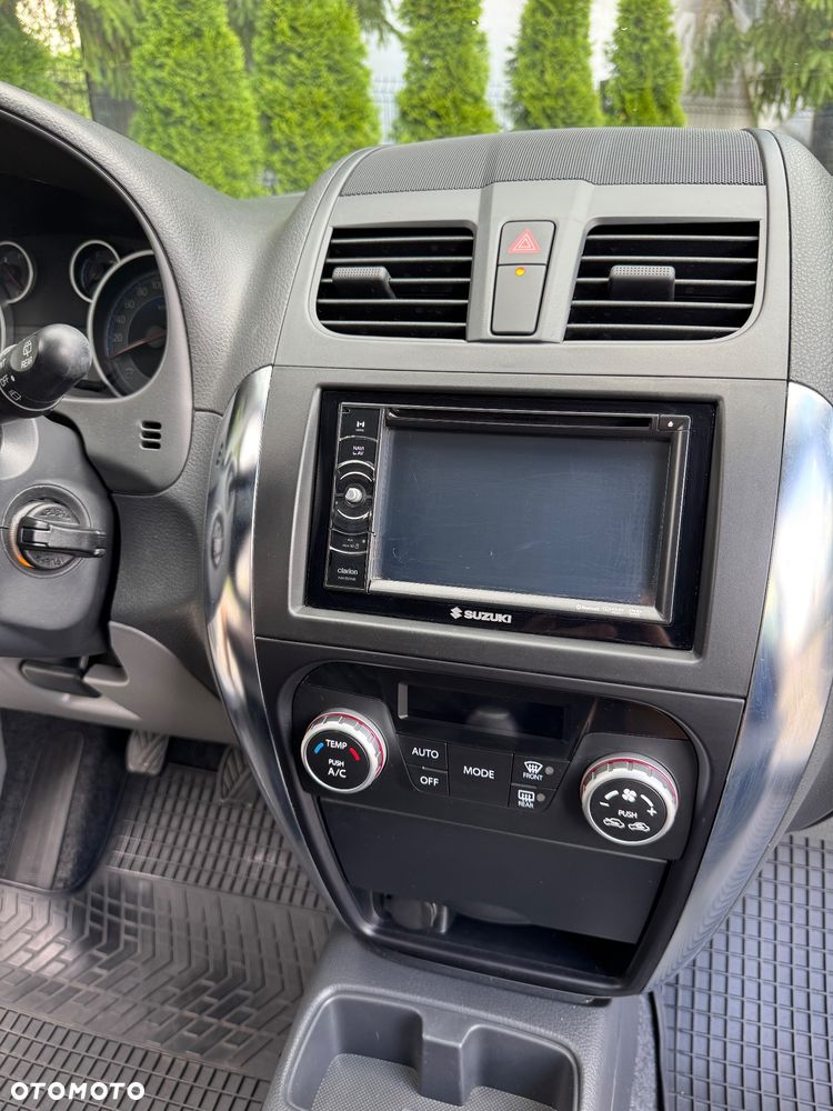 Suzuki SX4 Classic 1.6 VVT 4x4 Style - 15