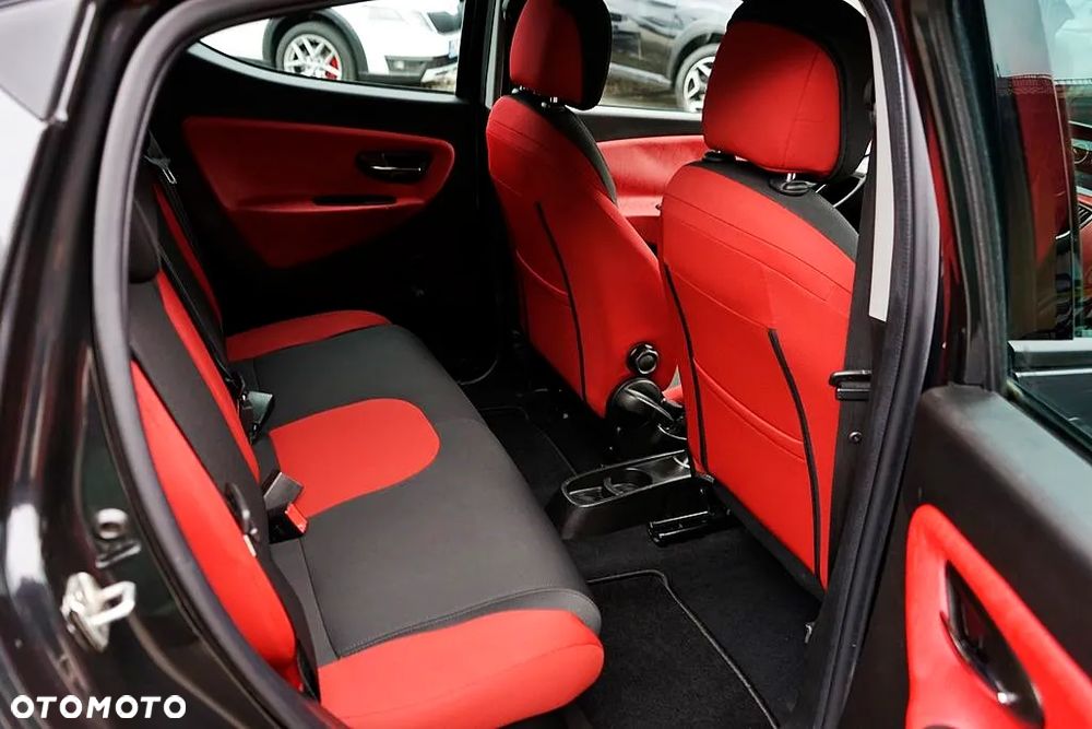 Lancia Ypsilon Y 0.9 TwinAir Turbo 8V Gold - 16