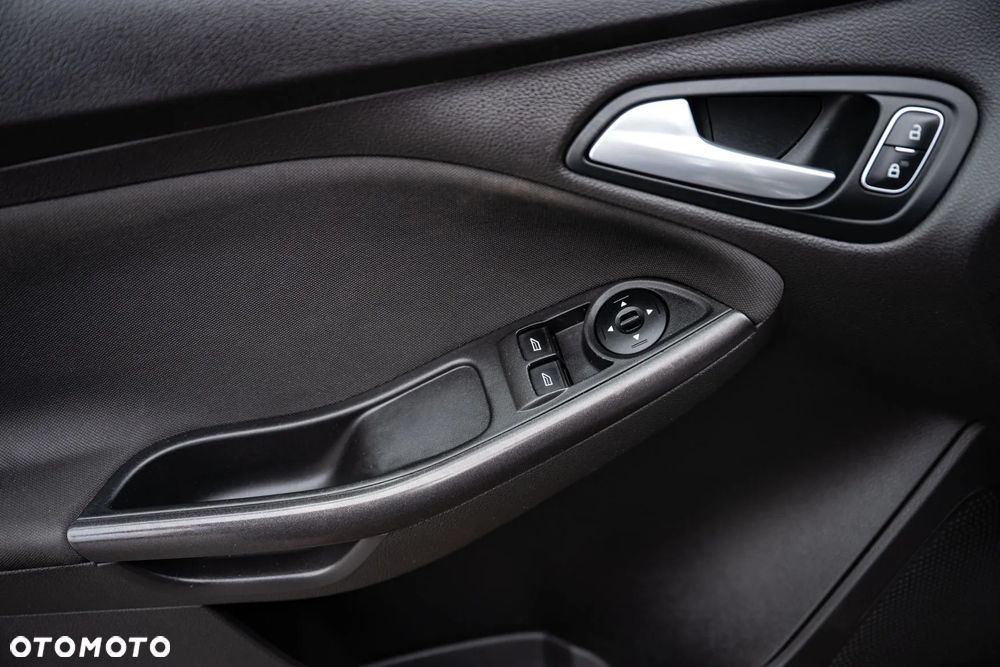 Ford Focus 1.6 TDCi Gold X - 23