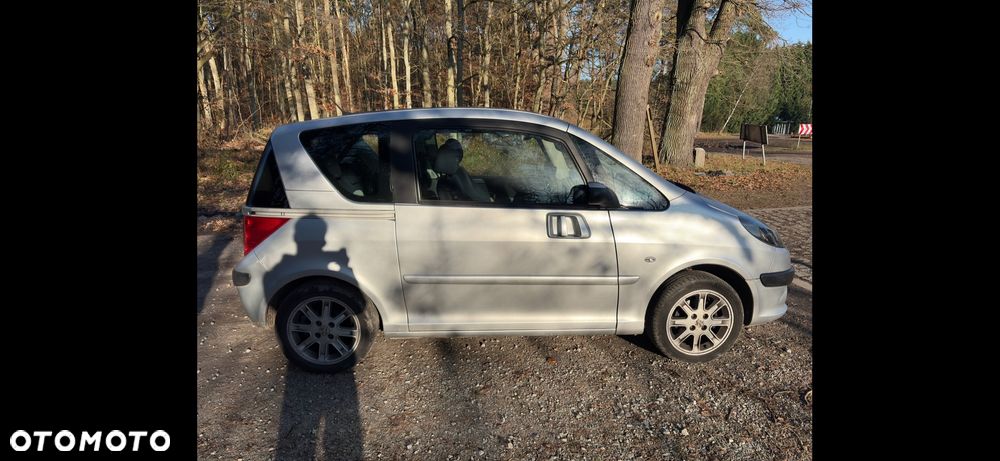 Peugeot 1007 1.6 Trendy 2-Tronic - 6