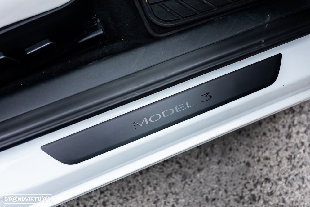 Tesla Model 3 Long Range AWD Dual Motor Performance - 22