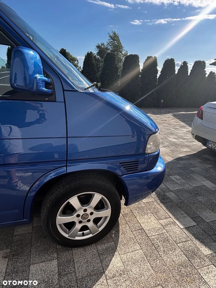 Volkswagen Multivan Standard - 4