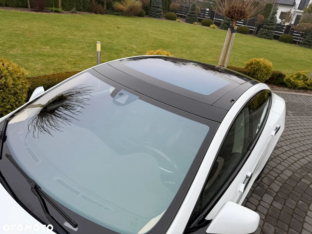 Tesla Model S 85D Allradantrieb - 28