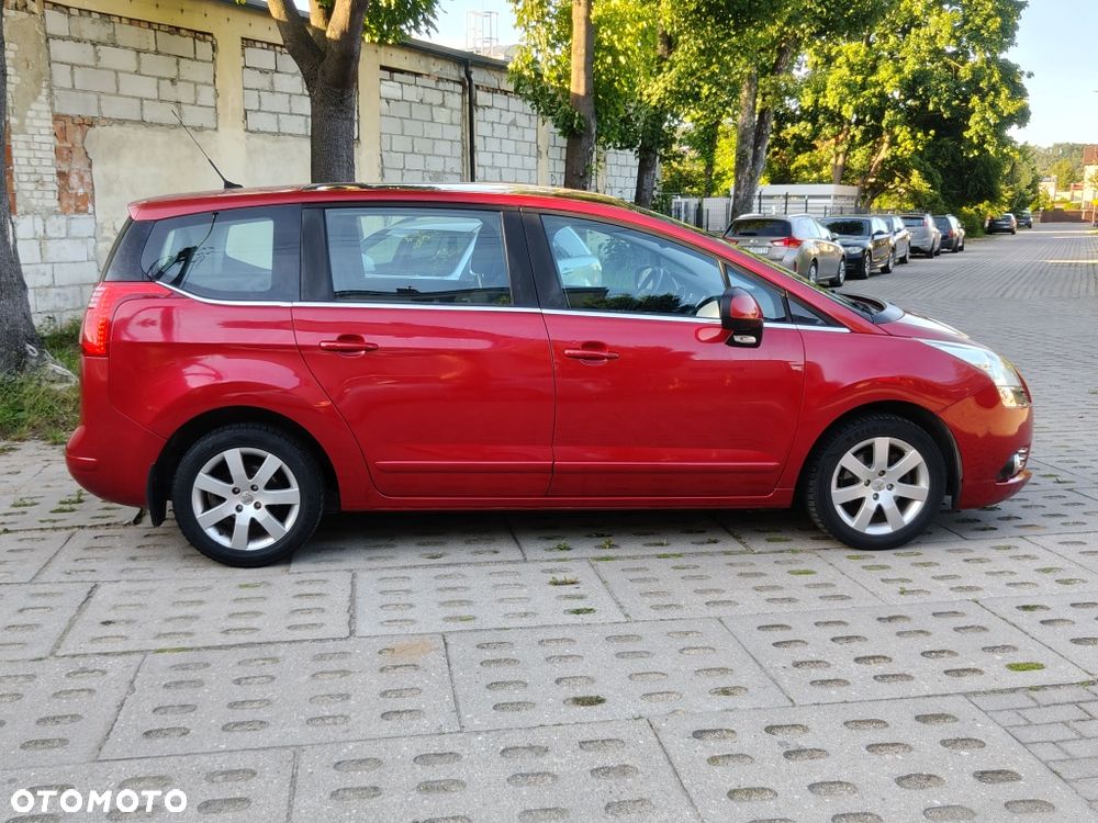 Peugeot 5008 - 4