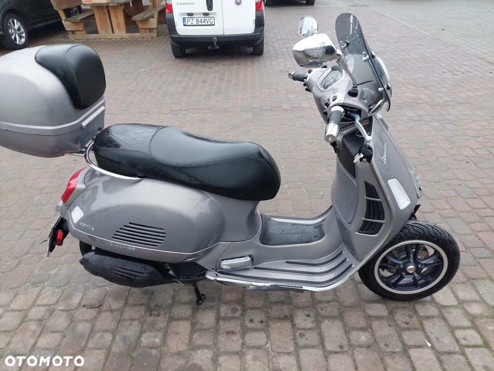 Piaggio Vespa - 6