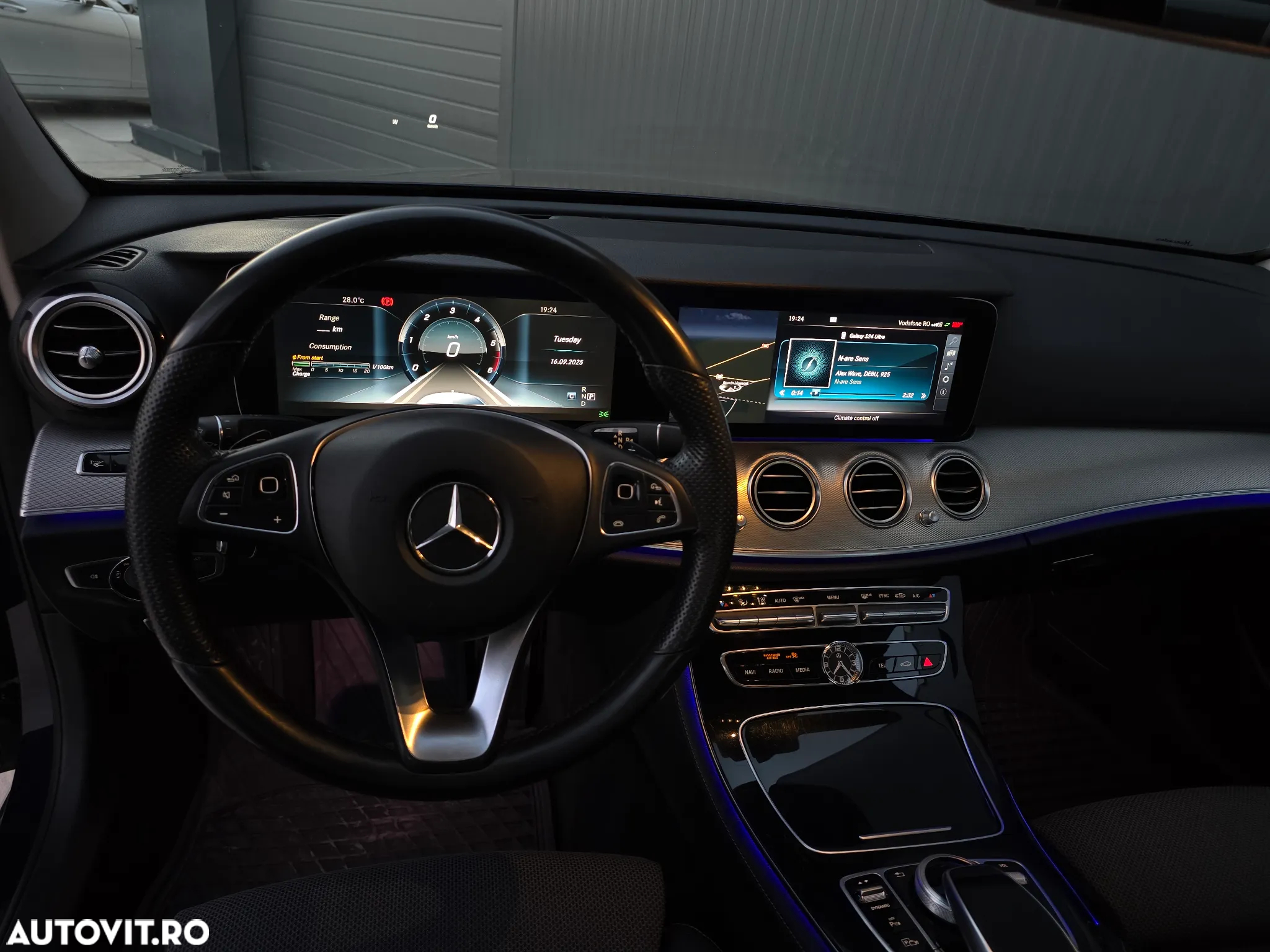 Mercedes-Benz E - 16