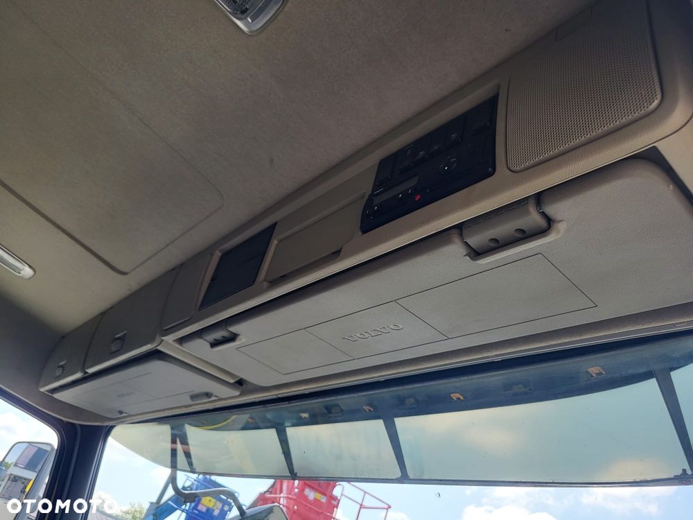 Volvo FMX 330 - 33