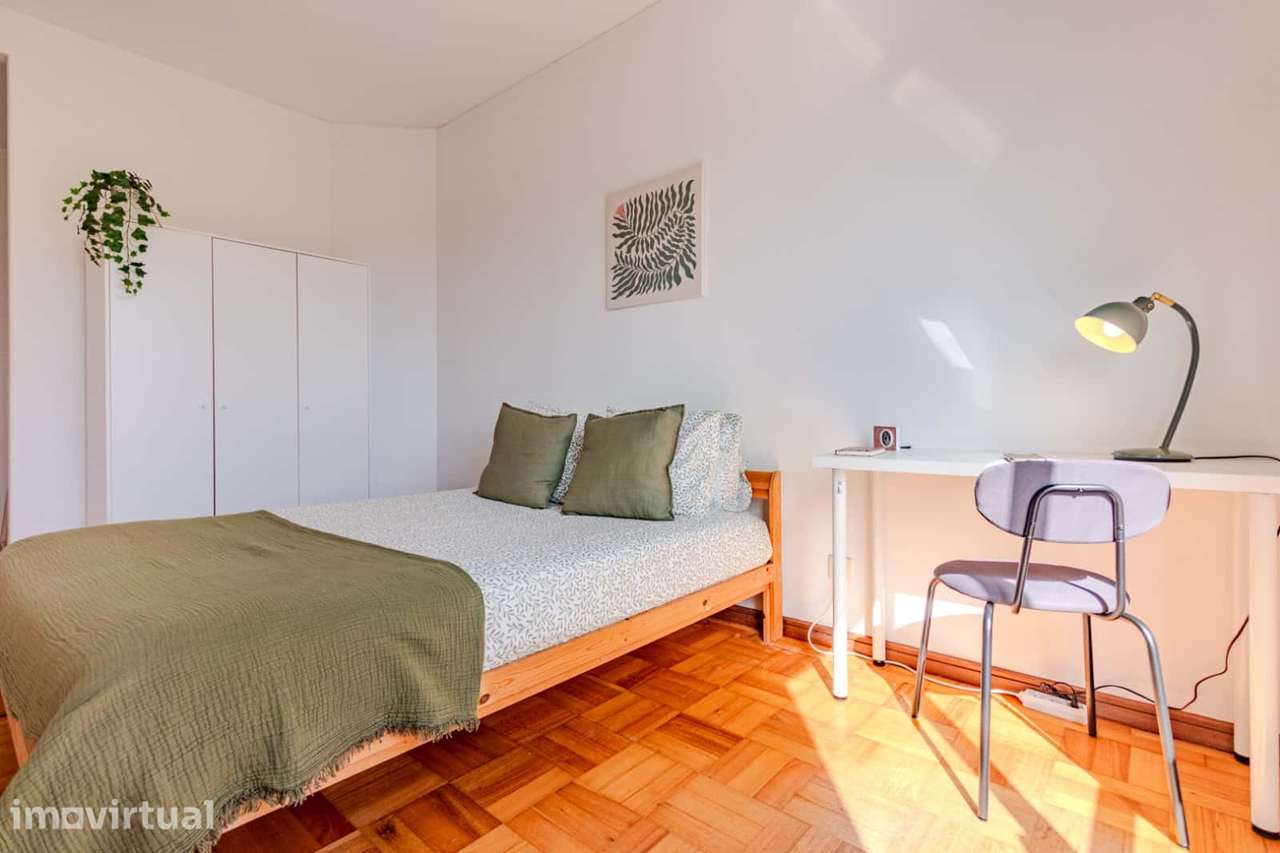 Quarto em Rua de 5 de Outubro, Porto - Grande imagem: 4/27