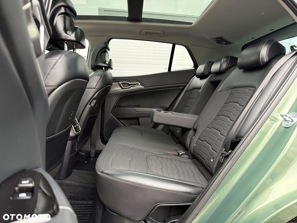 Kia Sportage 1.6 T-GDI HEV Business Line 4WD - 22