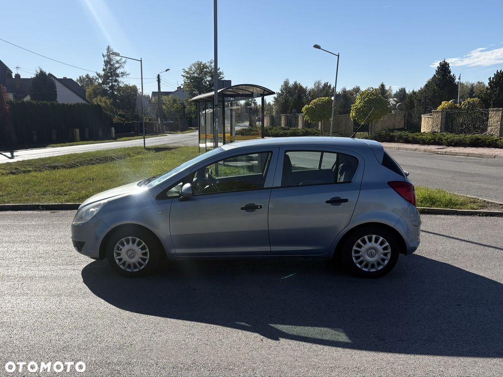 Opel Corsa 2009 photo 2