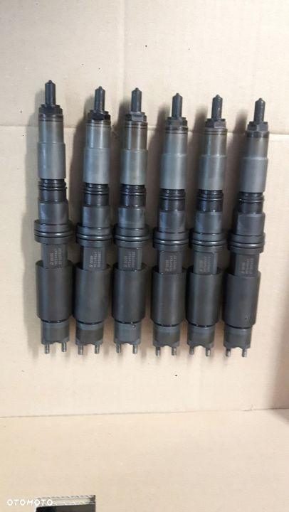 WTRYSKI KOMPLET RE549641 JOHN DEERE 6175R 15R - 2