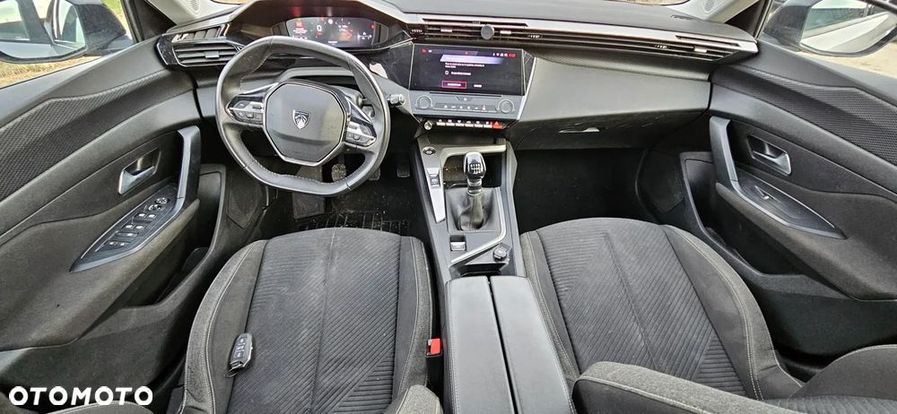 Peugeot 308 - 10