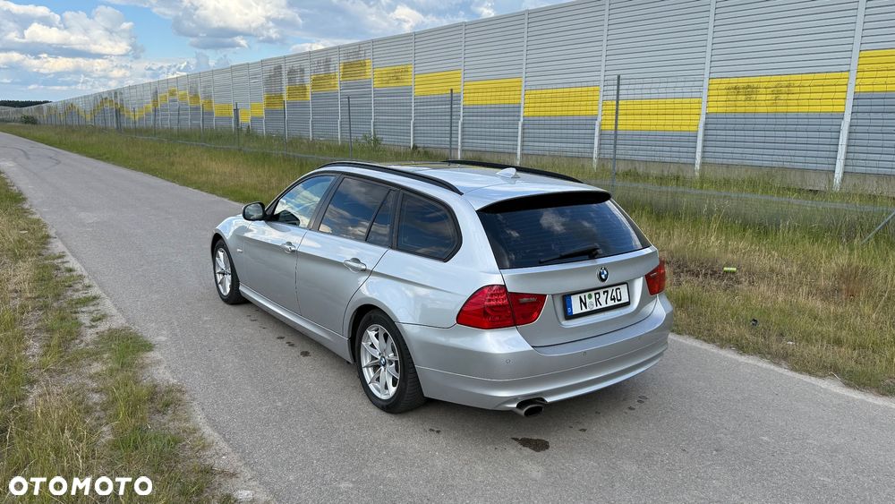BMW Seria 3 320d DPF - 15