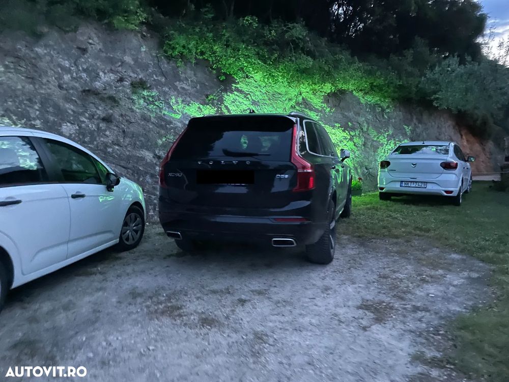 Volvo XC 90 D5 AWD R-Design - 8