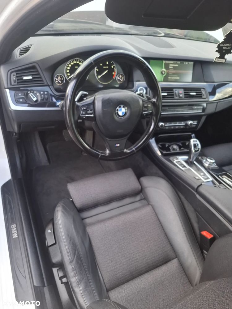 BMW Seria 5 520d - 15