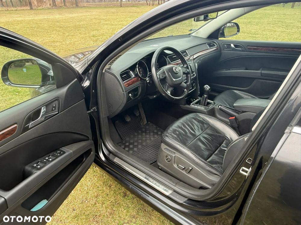 Skoda Superb 2.0 TDI Elegance - 10