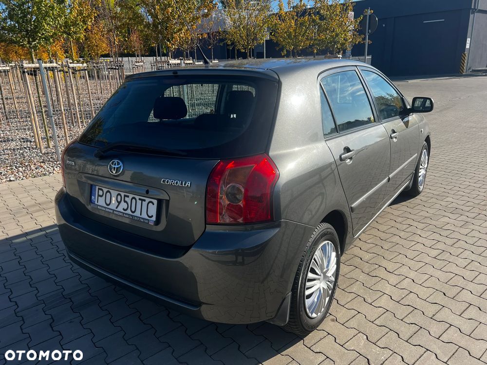 Toyota Corolla - 29