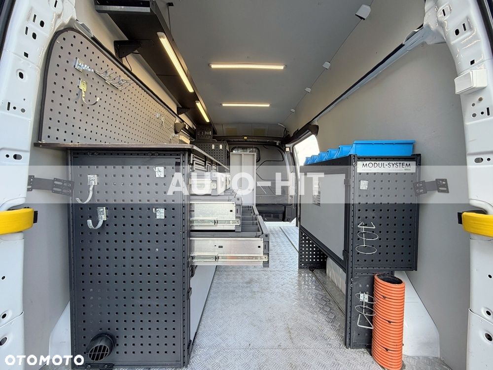 Ford Transit - 17