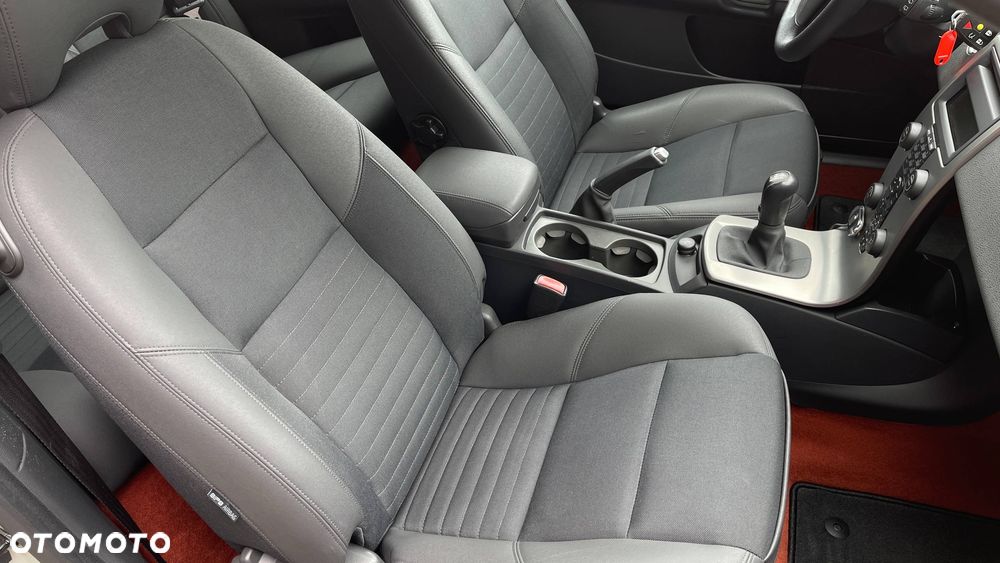 Volvo C30 2.0 RDesign Edition - 9