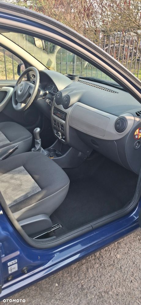Dacia Sandero 1.2 16V - 13