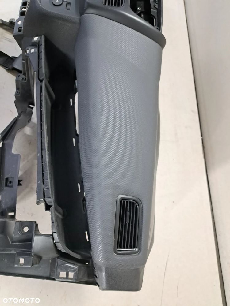 Fiat Doblo II konsola Deska rozdzielcza pasy napinacze osobówka - 6