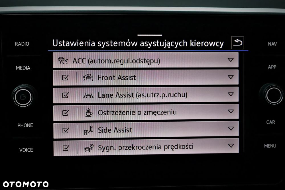 Volkswagen T-Roc 1.5 TSI Style DSG - 28