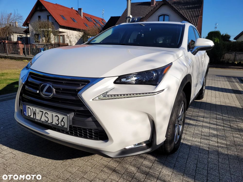 Lexus NX 300h Comfort AWD - 2
