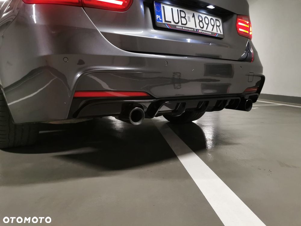 BMW Seria 3 330d Sport-Aut Blue Performance - 6