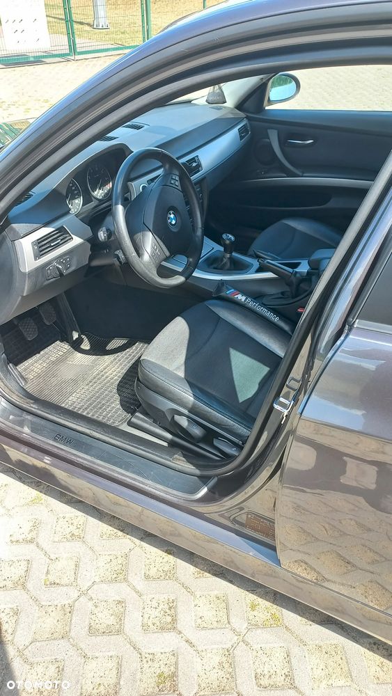 BMW Seria 3 316i - 6
