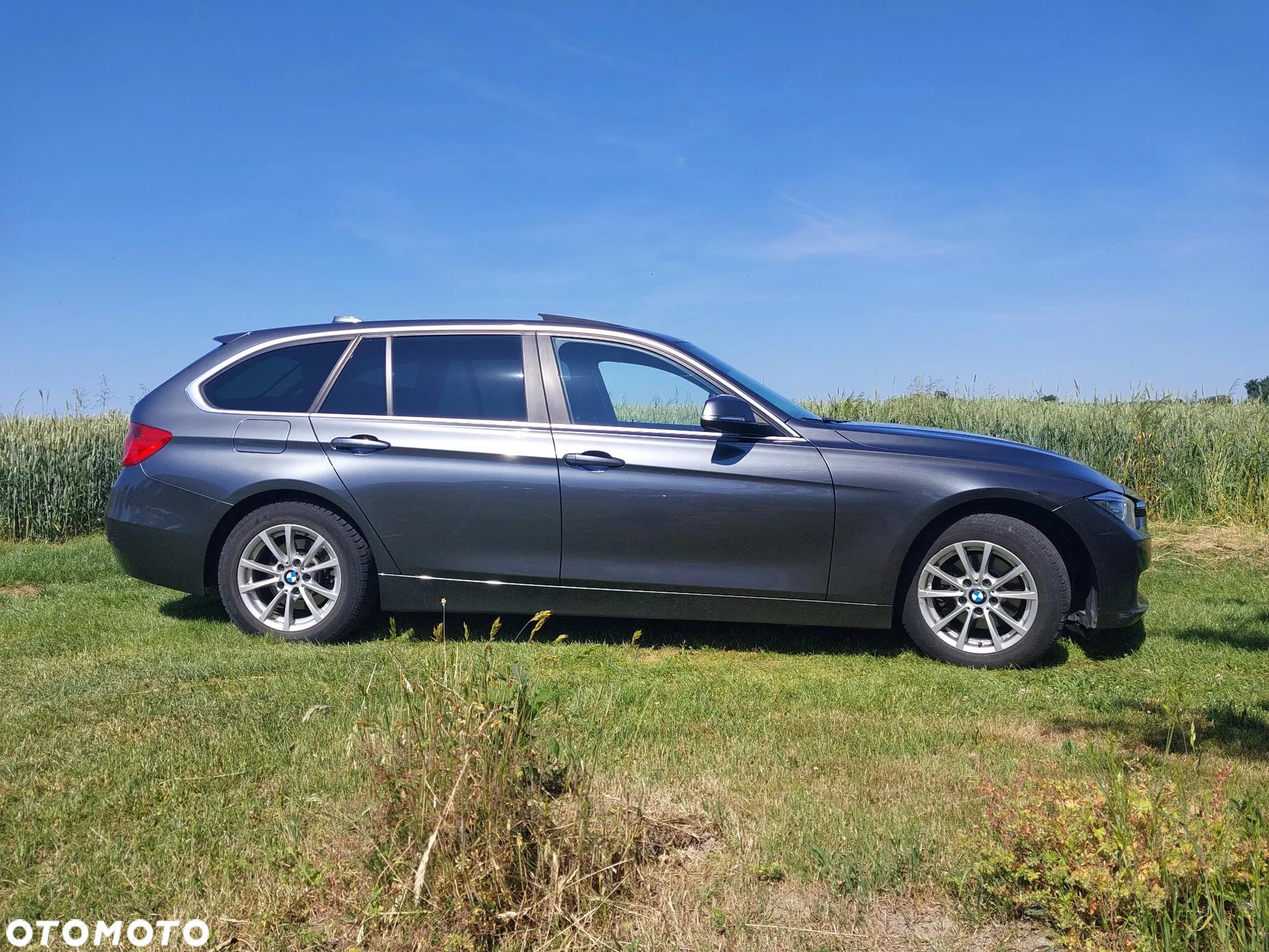 BMW Seria 3 318d Touring - 3