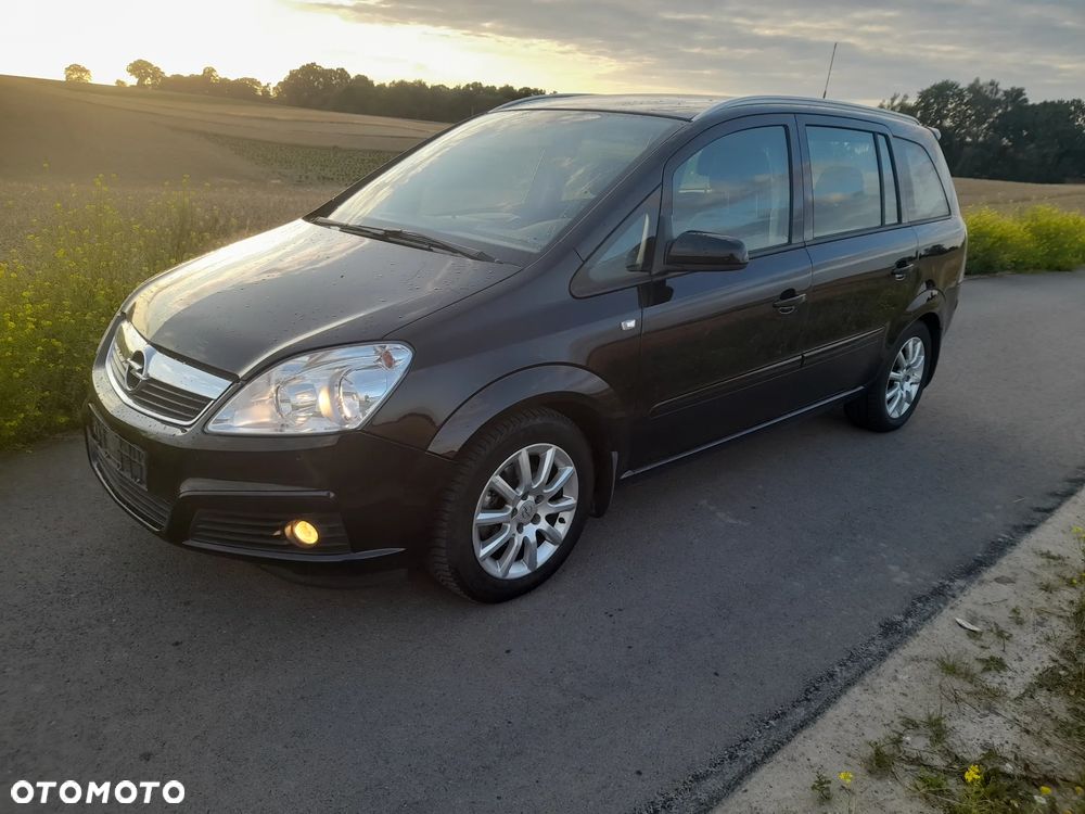 Opel Zafira 1.8 Cosmo - 22