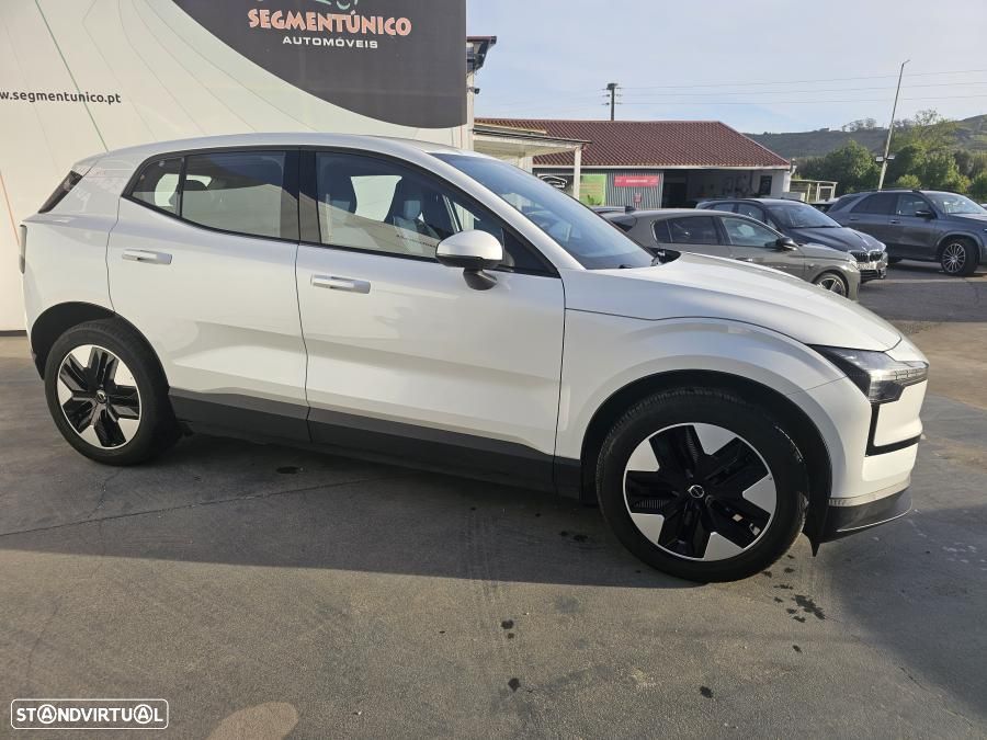 Volvo EX30 Single Motor Extended Range RWD Core - 7