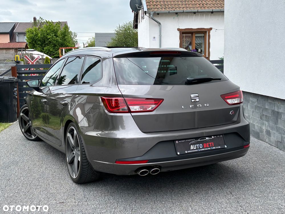 Seat Leon 2.0 TDI DPF Start&Stop DSG FR - 23