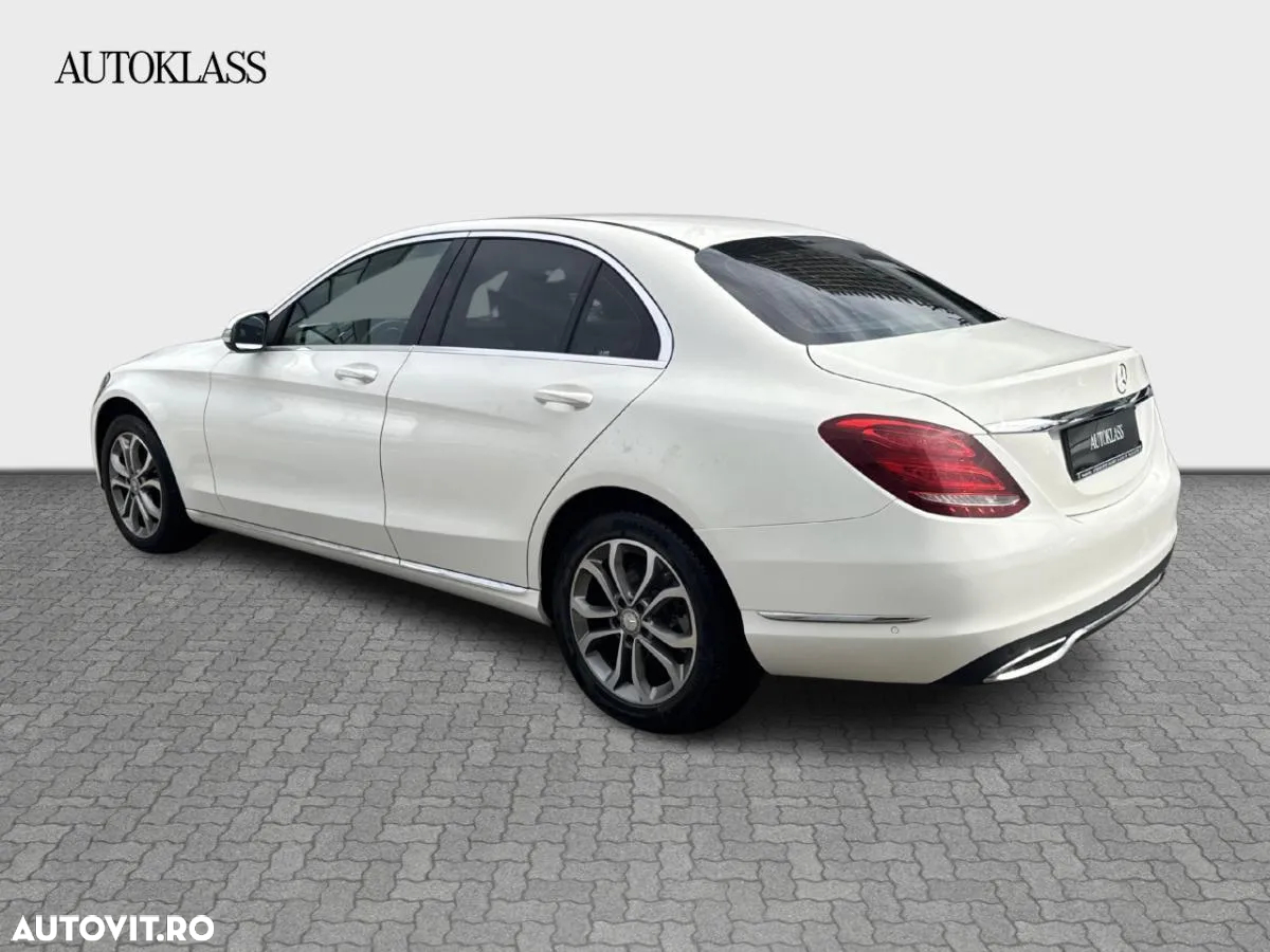 Mercedes-Benz C - 7